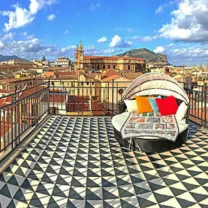 Casa Santa Sofia , Palermo Italia